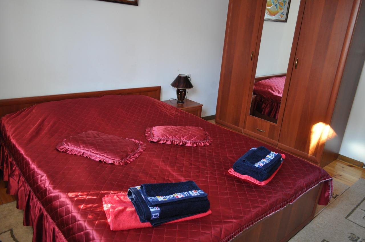 Guest Rooms Biju Tryavna Exterior photo